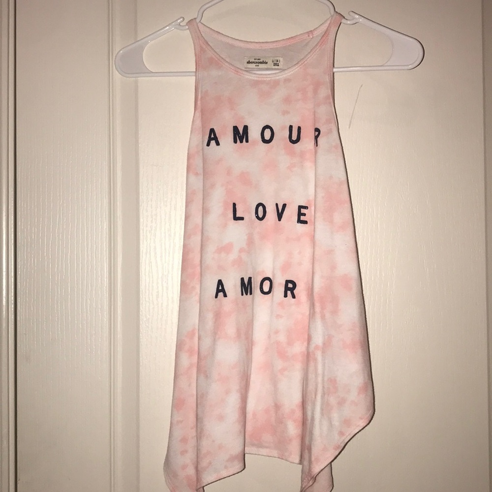 hollister tank